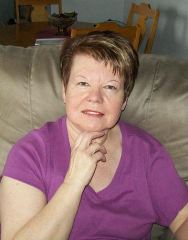 Nicole Deschamps
