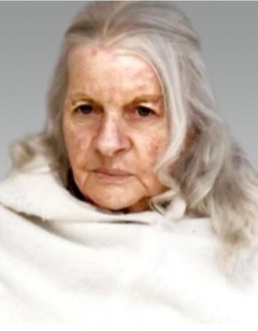 Estelle Dumouchel